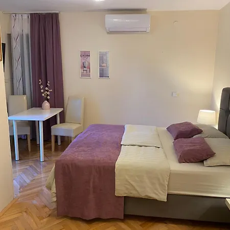 Gostinjska kuća Dora