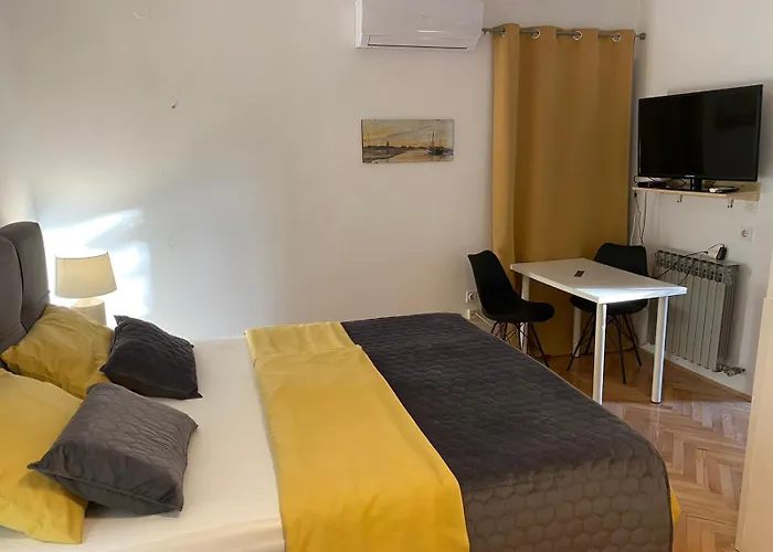 Dora Gostinjska kuća